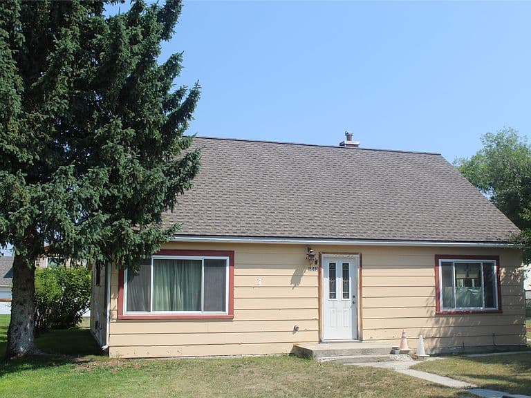 1013 Montana Ave photo 1