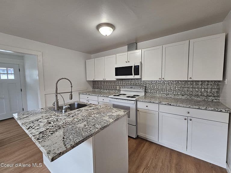 507 Washington Ave photo 5