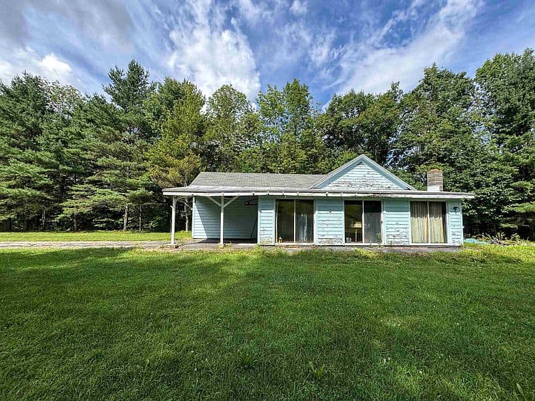 12 Hurley Lane photo 1