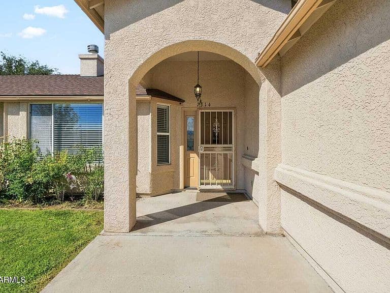 7314 N SUNRISE Vista photo 2