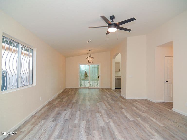 10168 E Rincon Shadows Dr photo 4