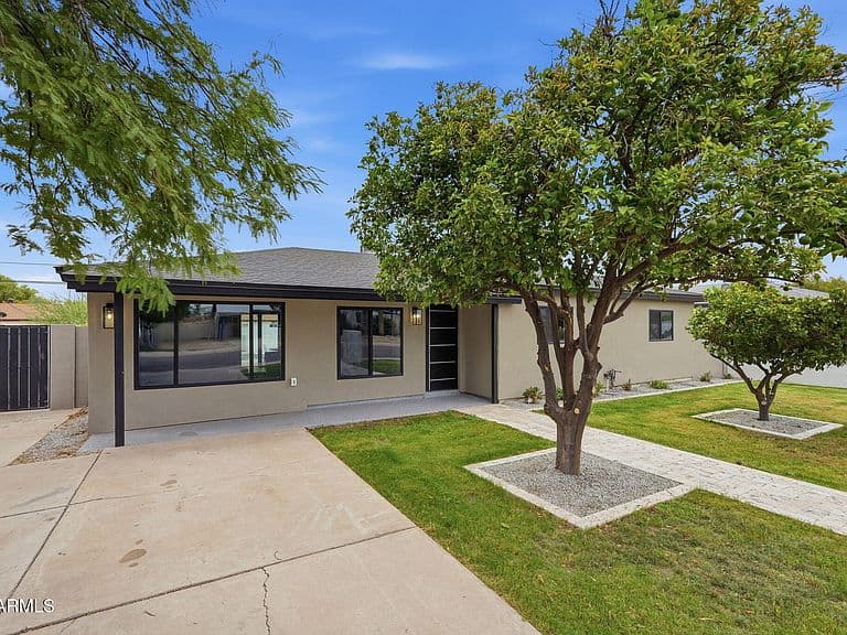 7715 E VERDE Lane photo 3