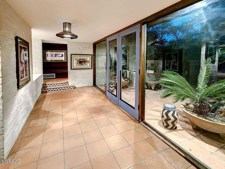 6060 N Mina Vis photo 5