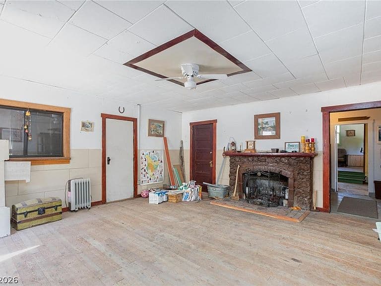 4430 Aspen Ave photo 3