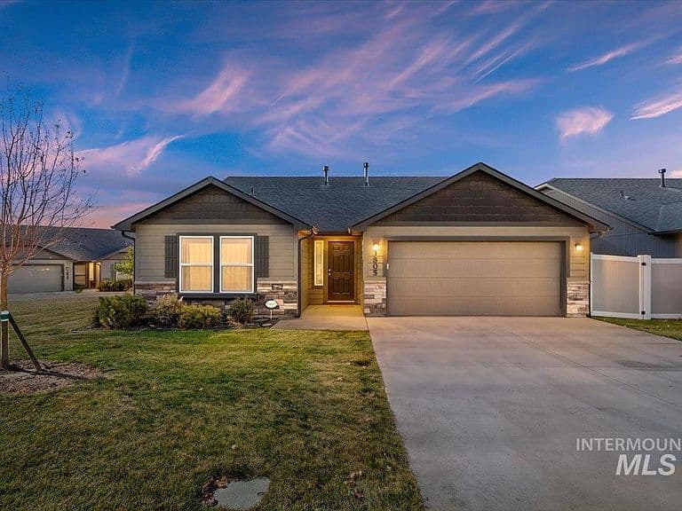 3805 S Windy Ridge Dr photo 3
