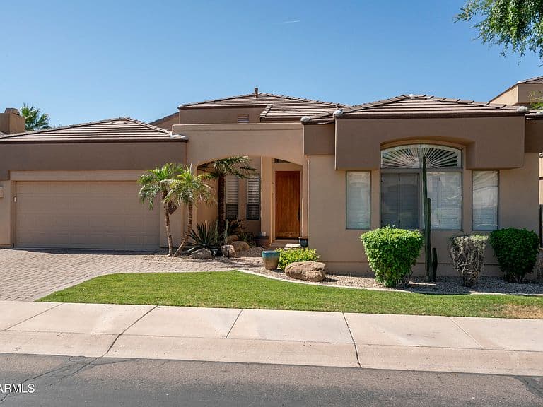 8565 E KRAIL Street photo 2