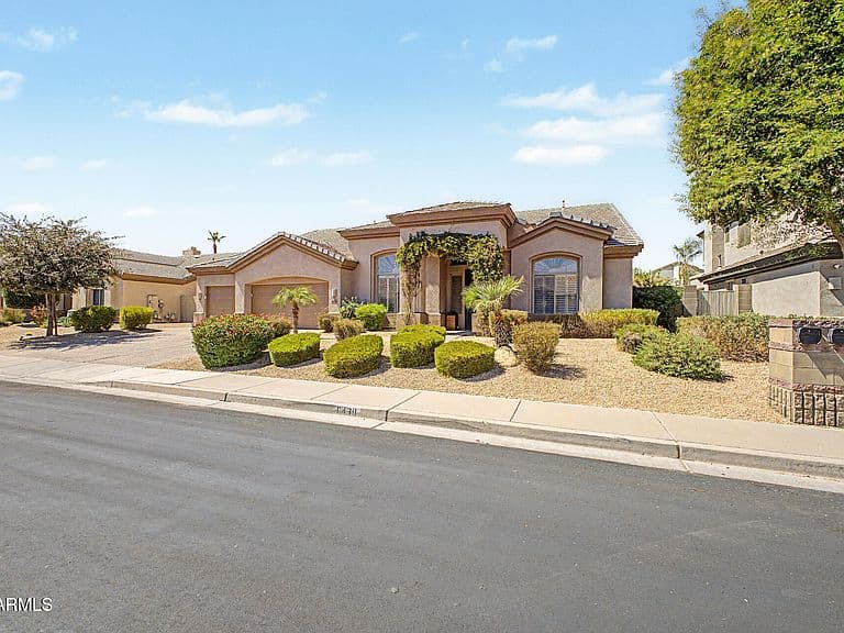 6430 E KATHLEEN Road photo 5