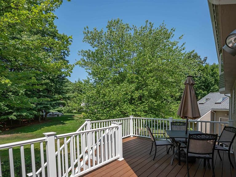146 Coburn Avenue photo 2