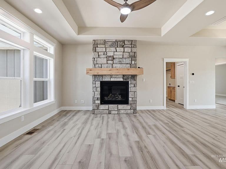 2511 E 3730 N photo 5