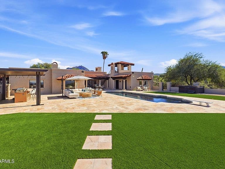 9735 E VEREDA SOLANA Drive photo 5
