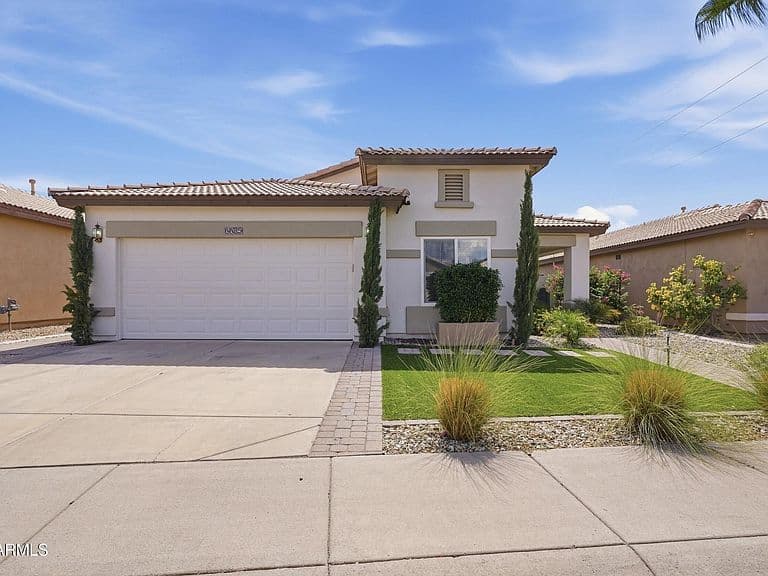 6635 W EL CORTEZ Place photo 1