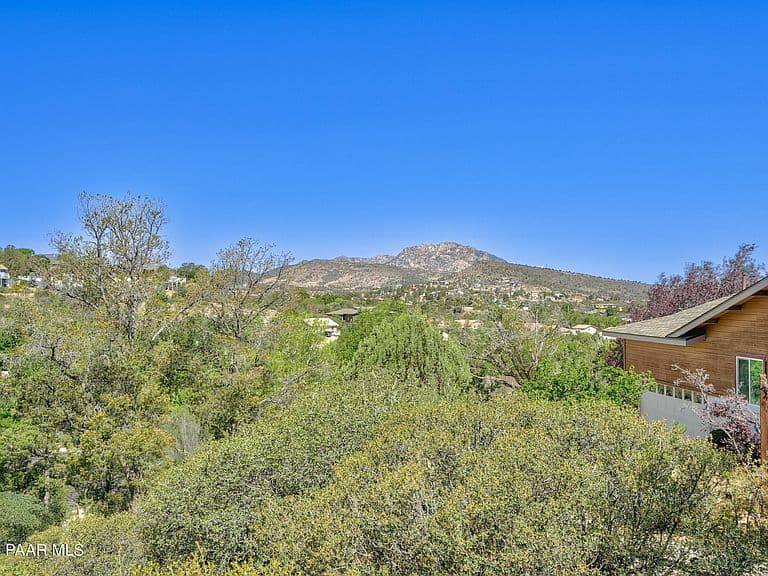 2457 Desert Willow Dr photo 2