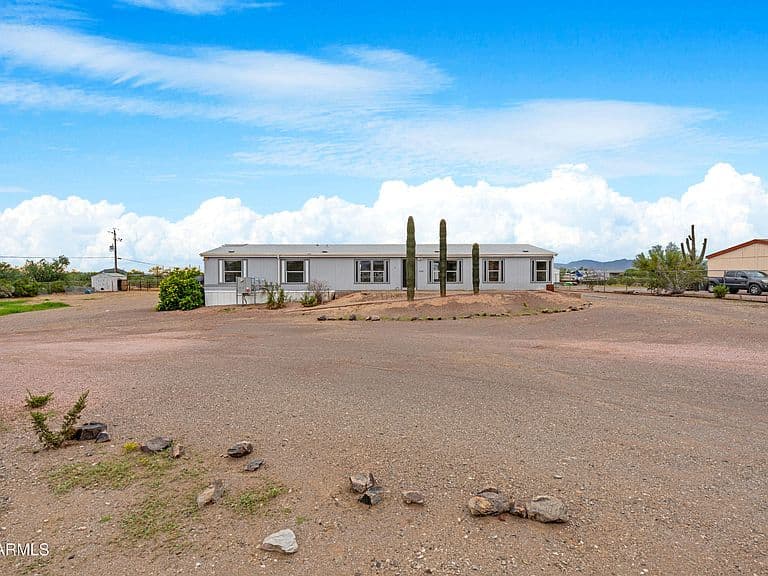 16509 W QUAIL RUN Road photo 2