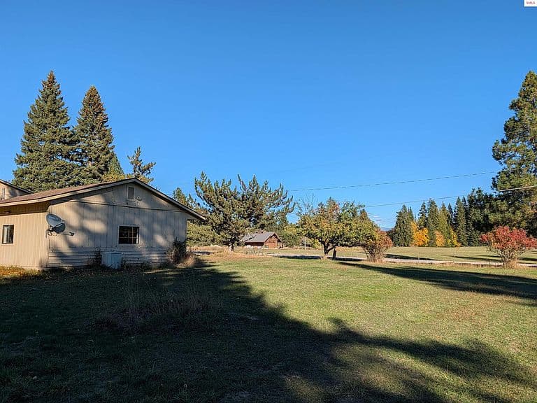 242 Pinecrest Rd photo 5