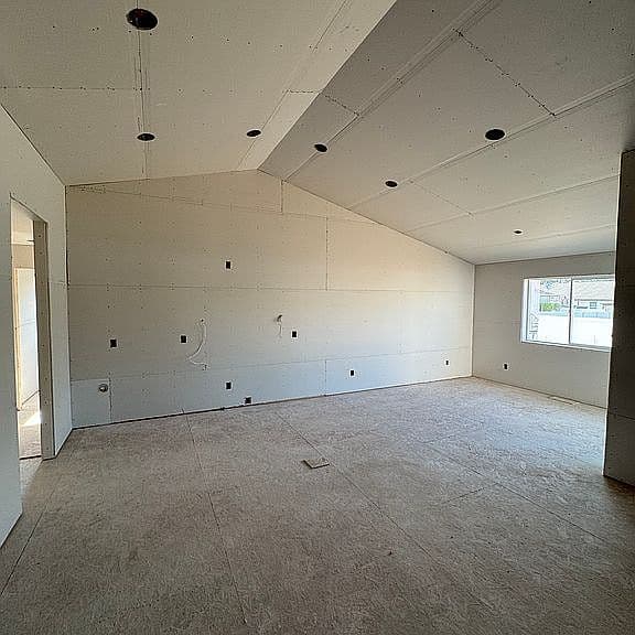 1502 Tverdy Ln photo 5
