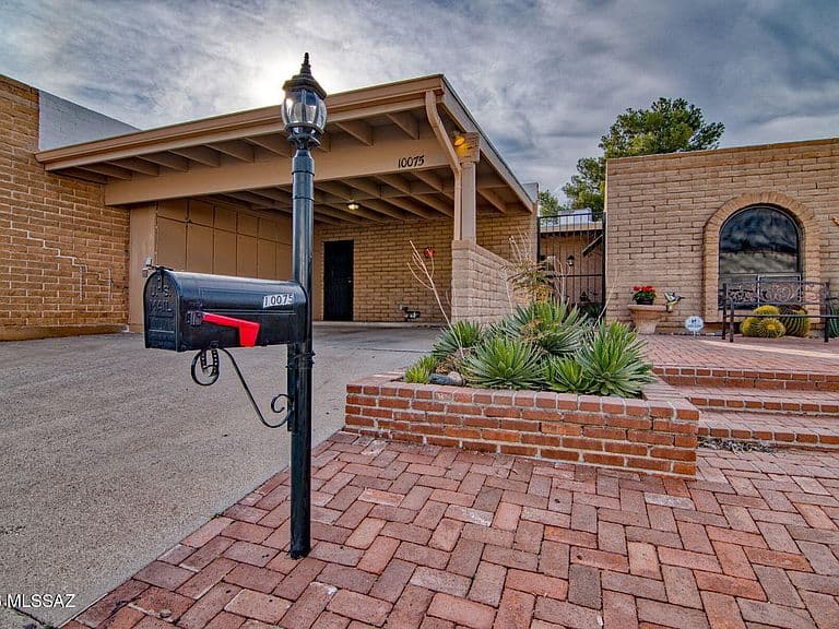 10075 N Oro Pl photo 4