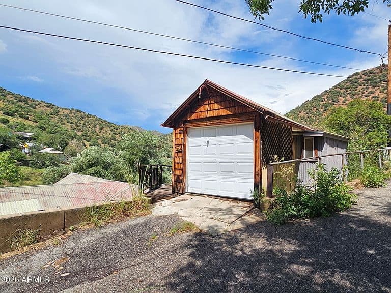 118 OK Street photo 3