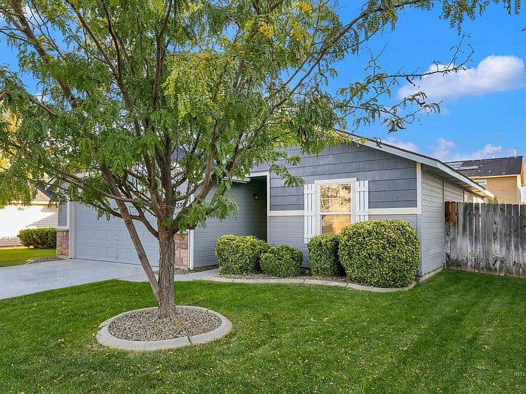 4330 S Glenmere Way photo 3