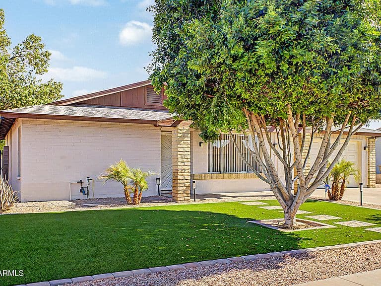 6957 W SAN JUAN Avenue photo 5