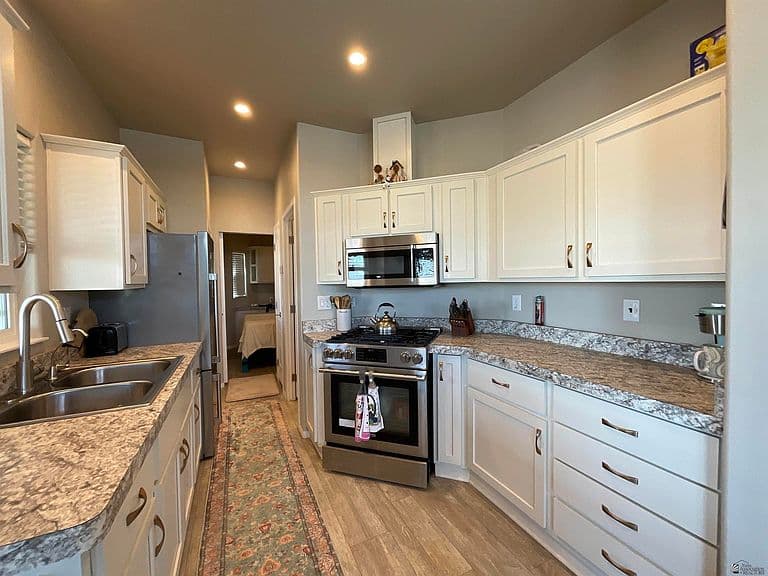 11811 Geronimo St photo 5