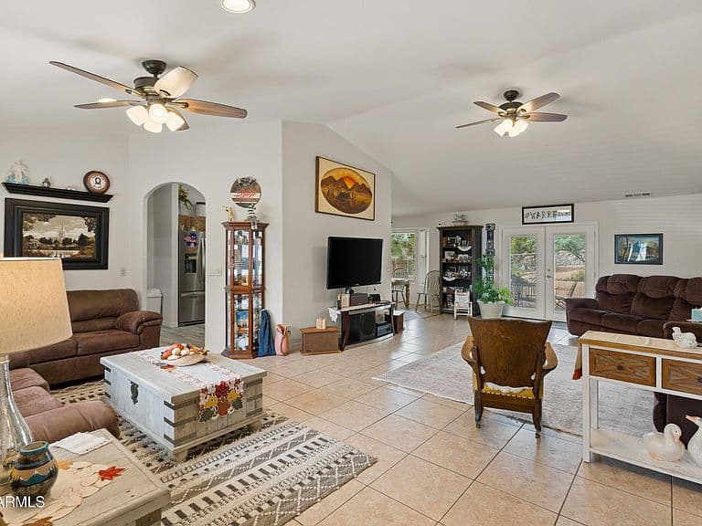 4830 E CEDAR Drive photo 5
