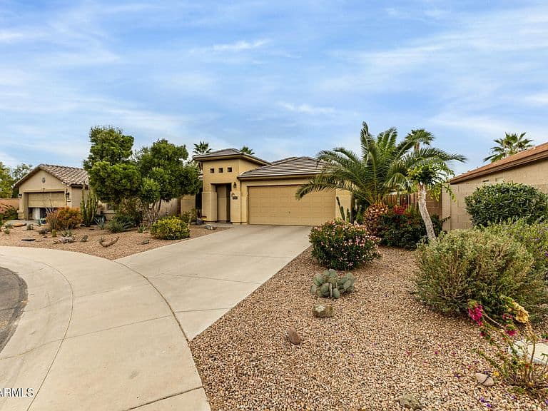 19587 N Krupps Ct photo 3