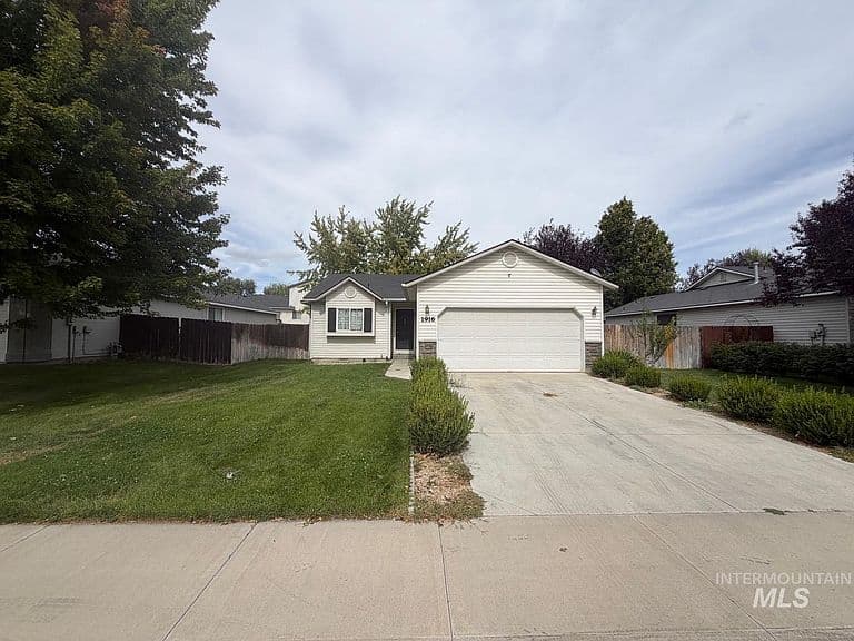 1916 W Havenwood Ave photo 1