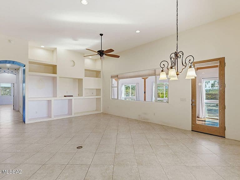 13430 S Taurus Pl photo 4