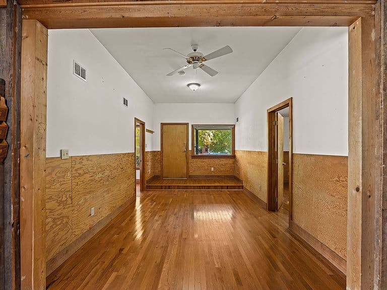 130 Dakota Ave photo 4