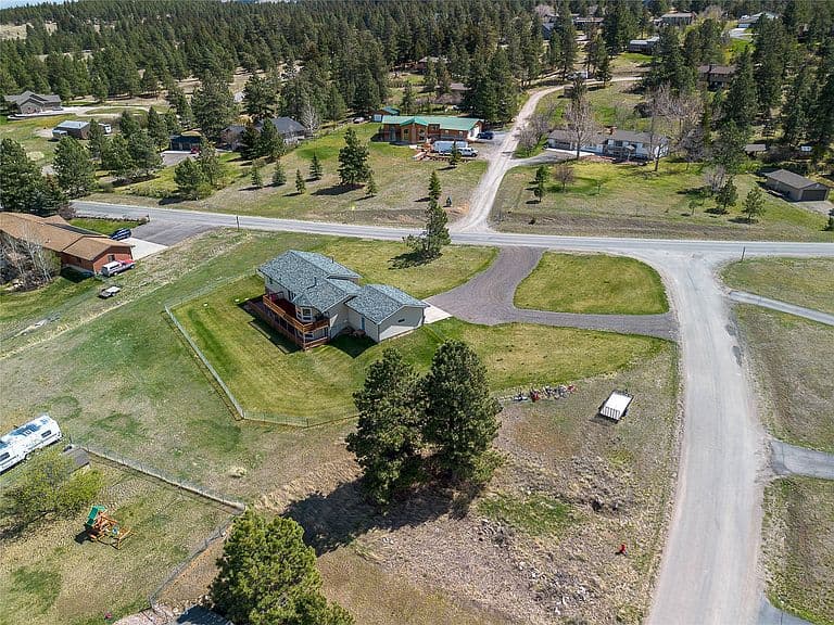 6 Saddle Mountain Dr photo 4