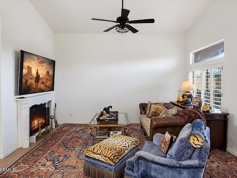 33223 N SYMER Drive photo 5