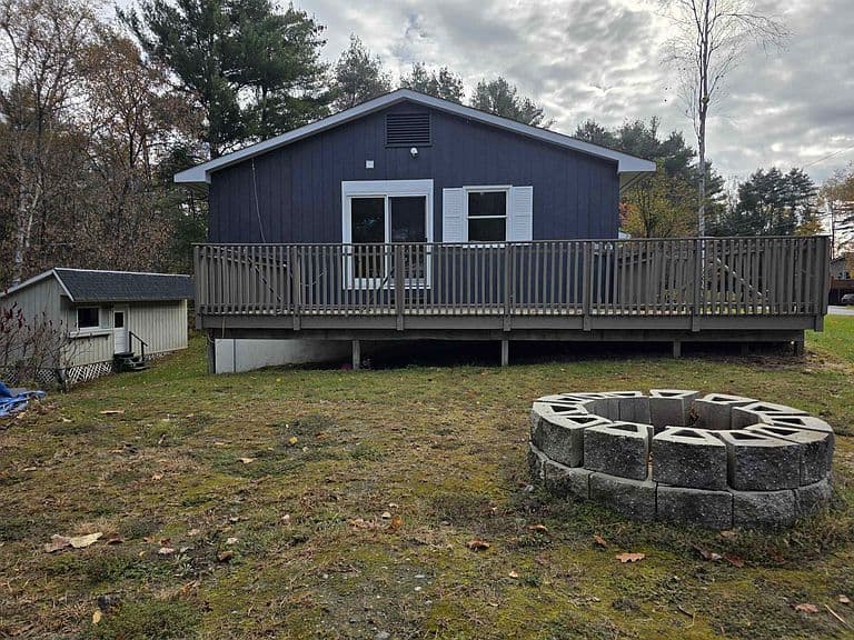 192 Hillside Avenue photo 4