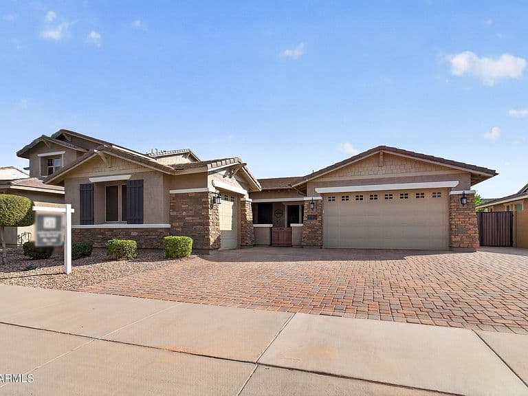 22153 E DOMINGO Road photo 1