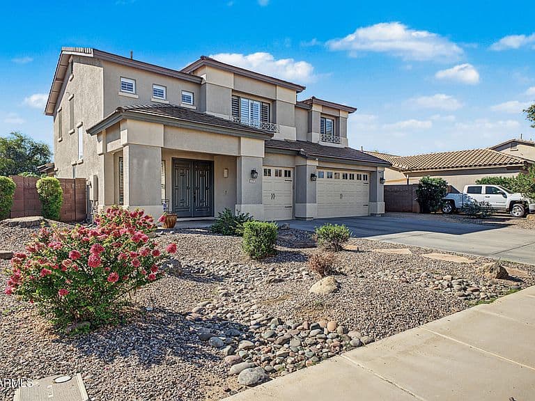 1795 E BARTLETT Place photo 3