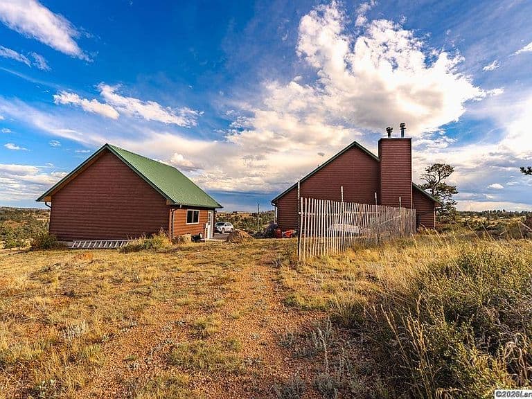 1384 Curt Gowdy Dr photo 3