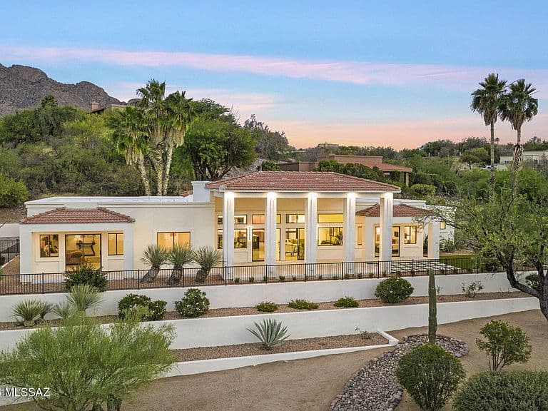 295 W Valle Del Oro Rd photo 1