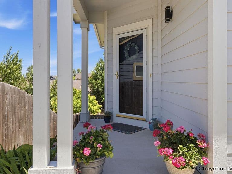 1509 Summerset Dr photo 2