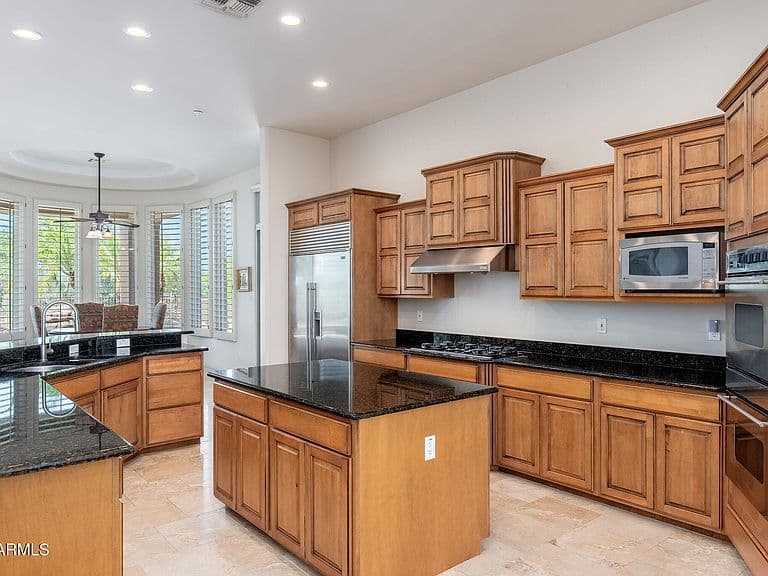 10801 E HAPPY VALLEY Road #106 photo 3