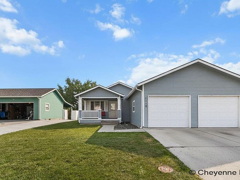 1119 Sonata Ln photo 3