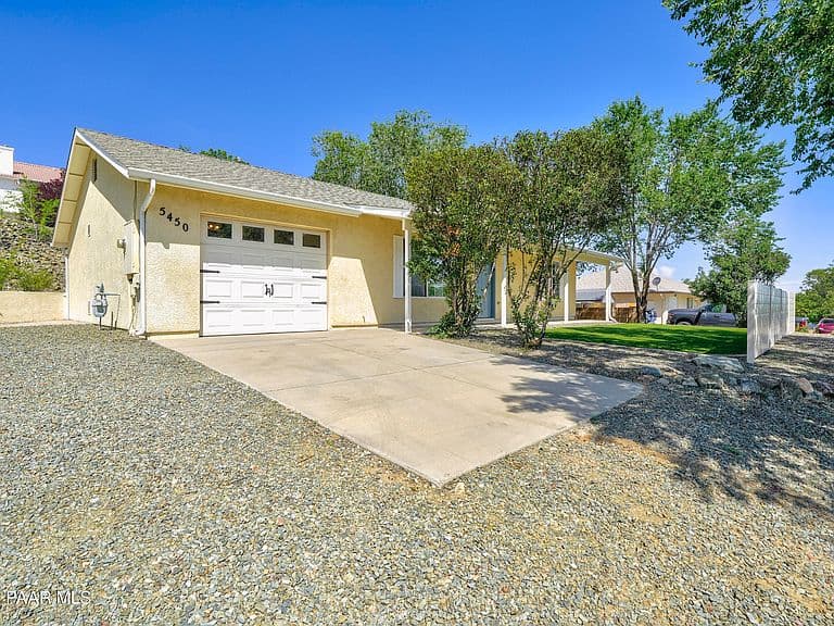 5450 N Robert Rd photo 5