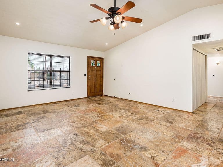 5013 E SHASTA Street photo 2