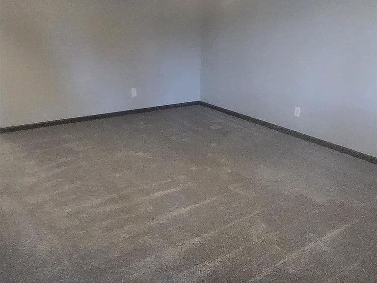 39 Fairmont Blvd photo 5