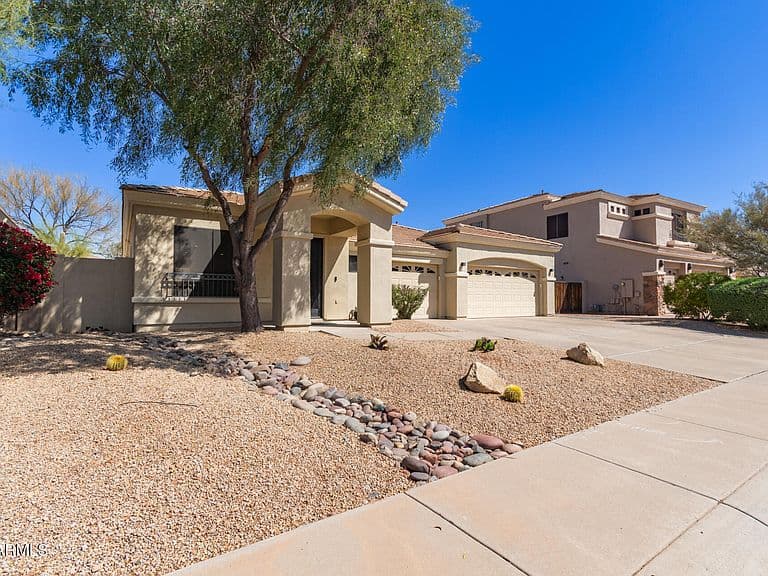 5242 E HERRERA Drive photo 4