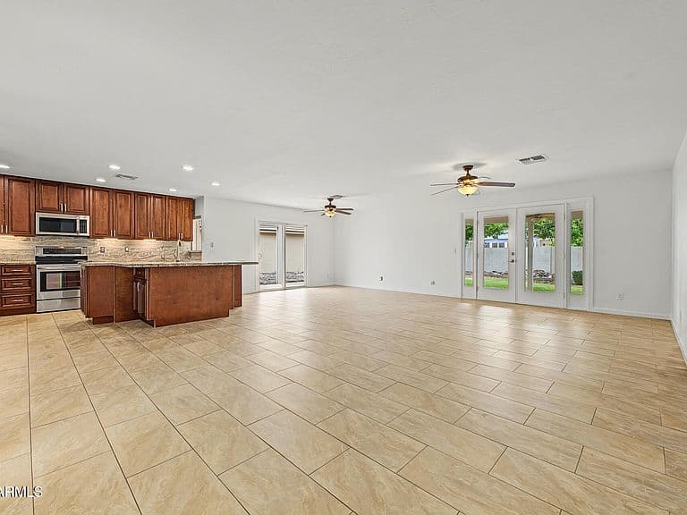 26253 S DARTFORD Drive photo 4