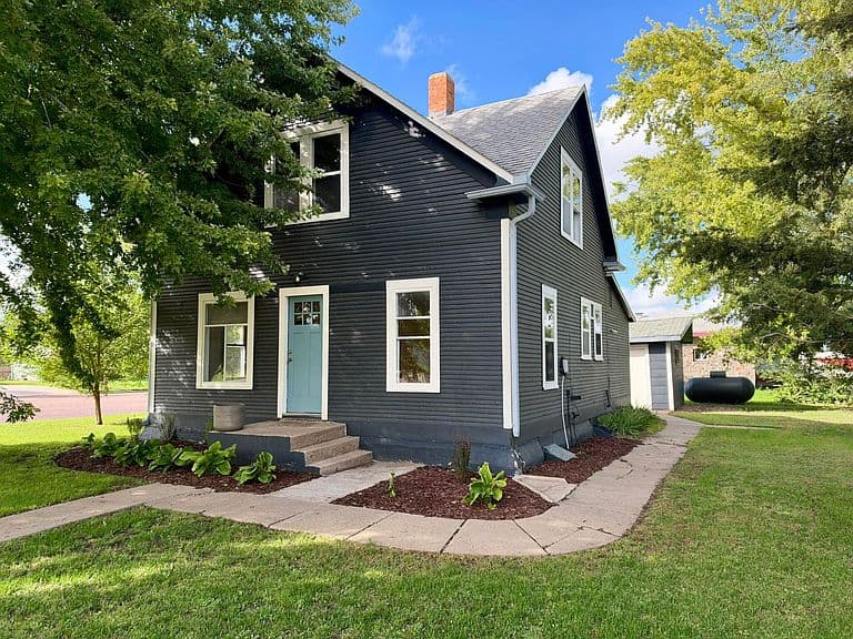 100 North St NE photo 1