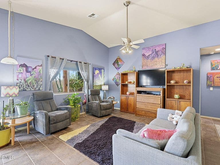 9069 W Raven Dr photo 4