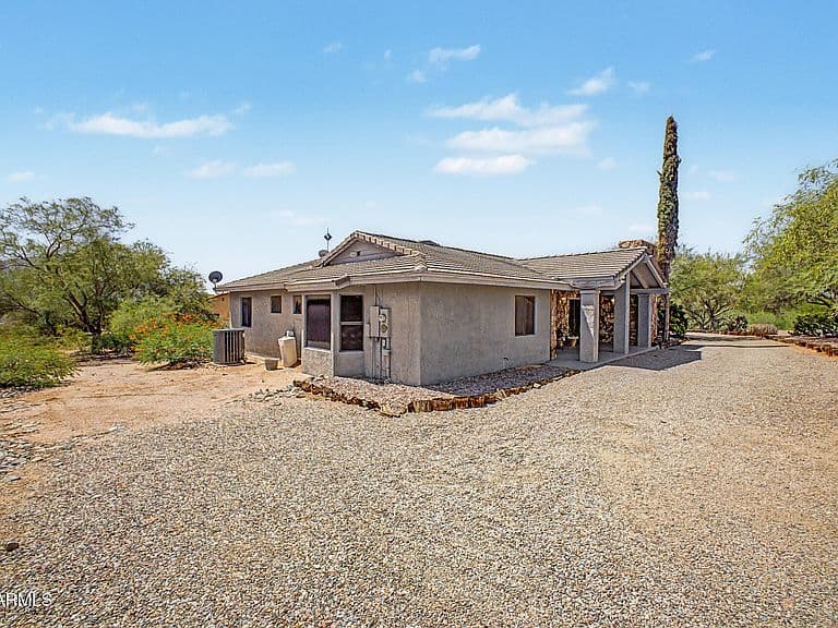 3220 E LONE COYOTE Trail photo 4