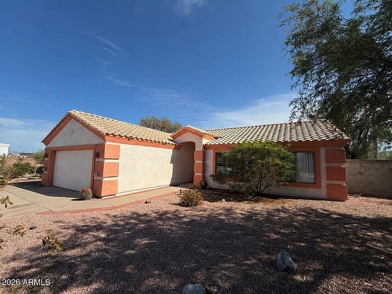 11213 W HOBBIT Drive photo 2