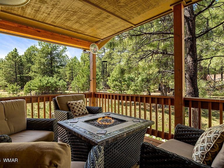 1320 Elk Dr photo 5