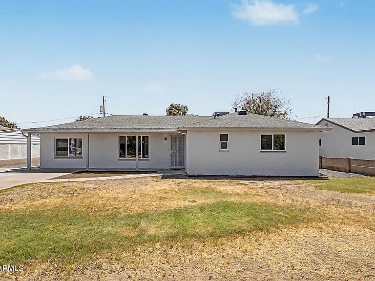 1819 W MORTEN Avenue photo 2